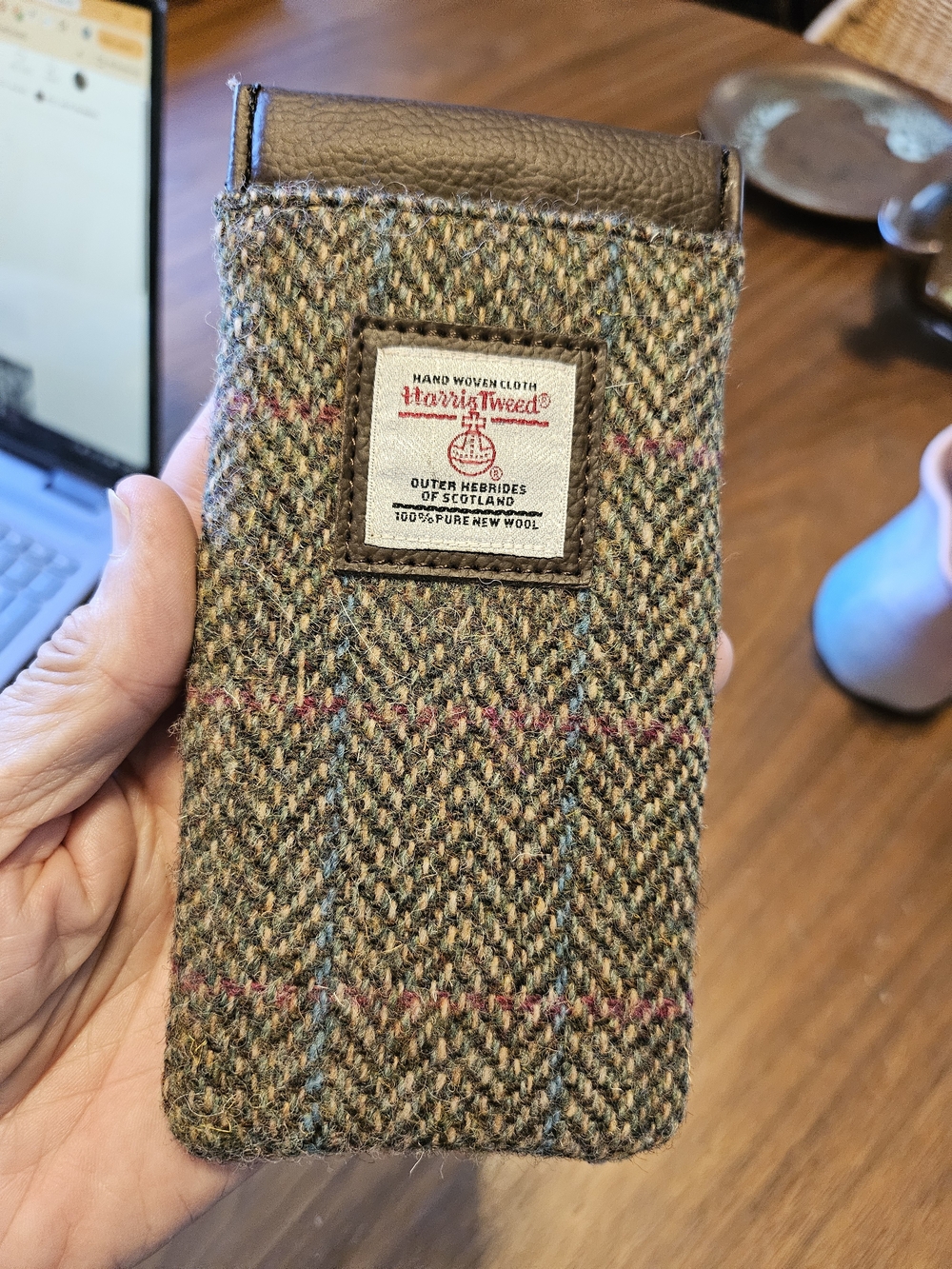 Harris Tweed Maccessori Wool Eyeglass Sleeve Brown Tweed with Subtle Blue Red